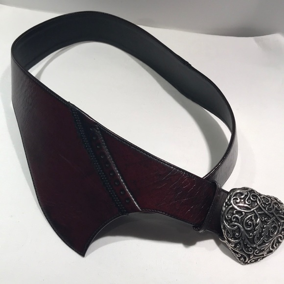 Beautiful Leather belt with heart buckle - Picture 12 of 12